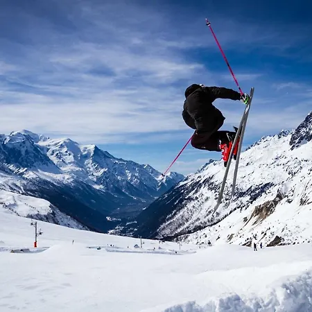 Le Brevent -chamonix Year * شامونكس